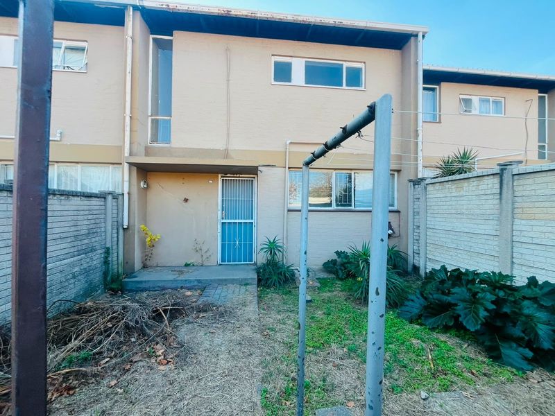 2 Bedroom Townhouse For Sale in Sasolburg Central, Sasolburg - Photo 2