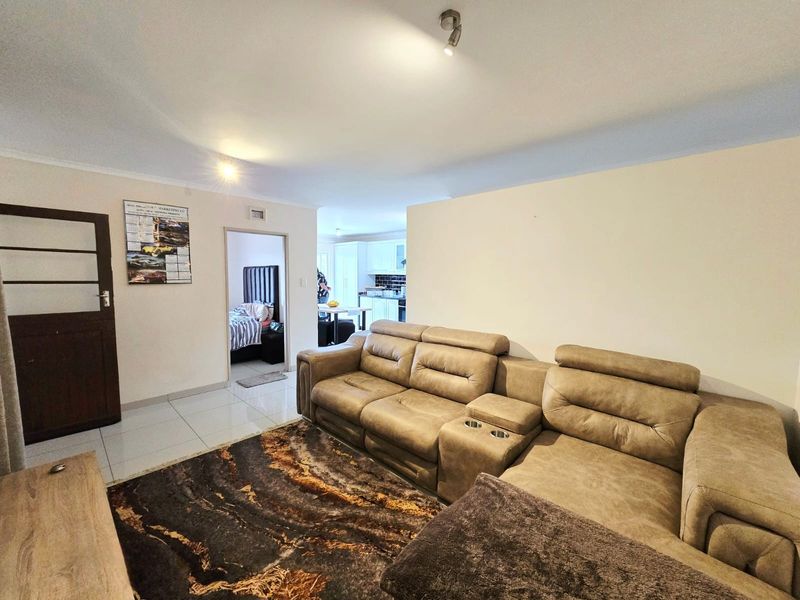 Apartment For Rent in Dawncrest, Verulam, KwaZulu Natal - Photo 2