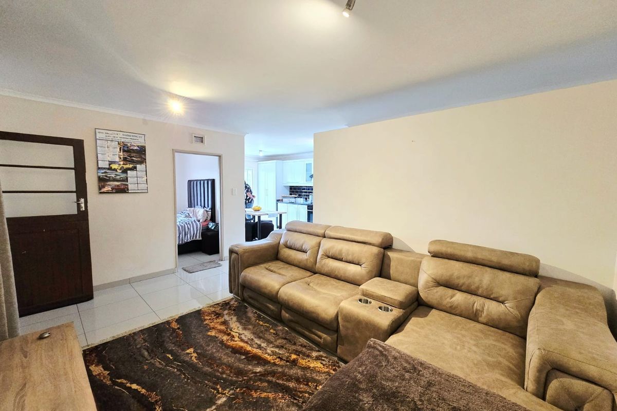 Apartment For Rent in Dawncrest, Verulam, KwaZulu Natal - Photo 2