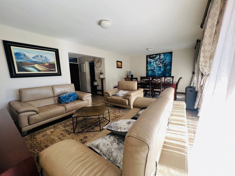 Townhouse For Sale in Sasolburg Central, Sasolburg - Photo 3