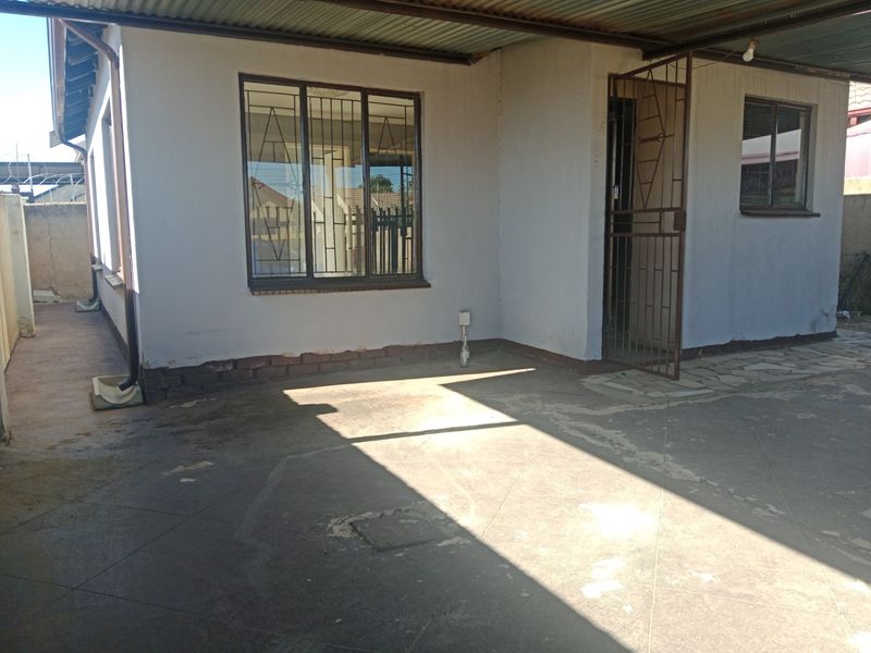 Affordable 2 Bedroom House To Rent in Soshanguve VV, Soshanguve - Photo 1
