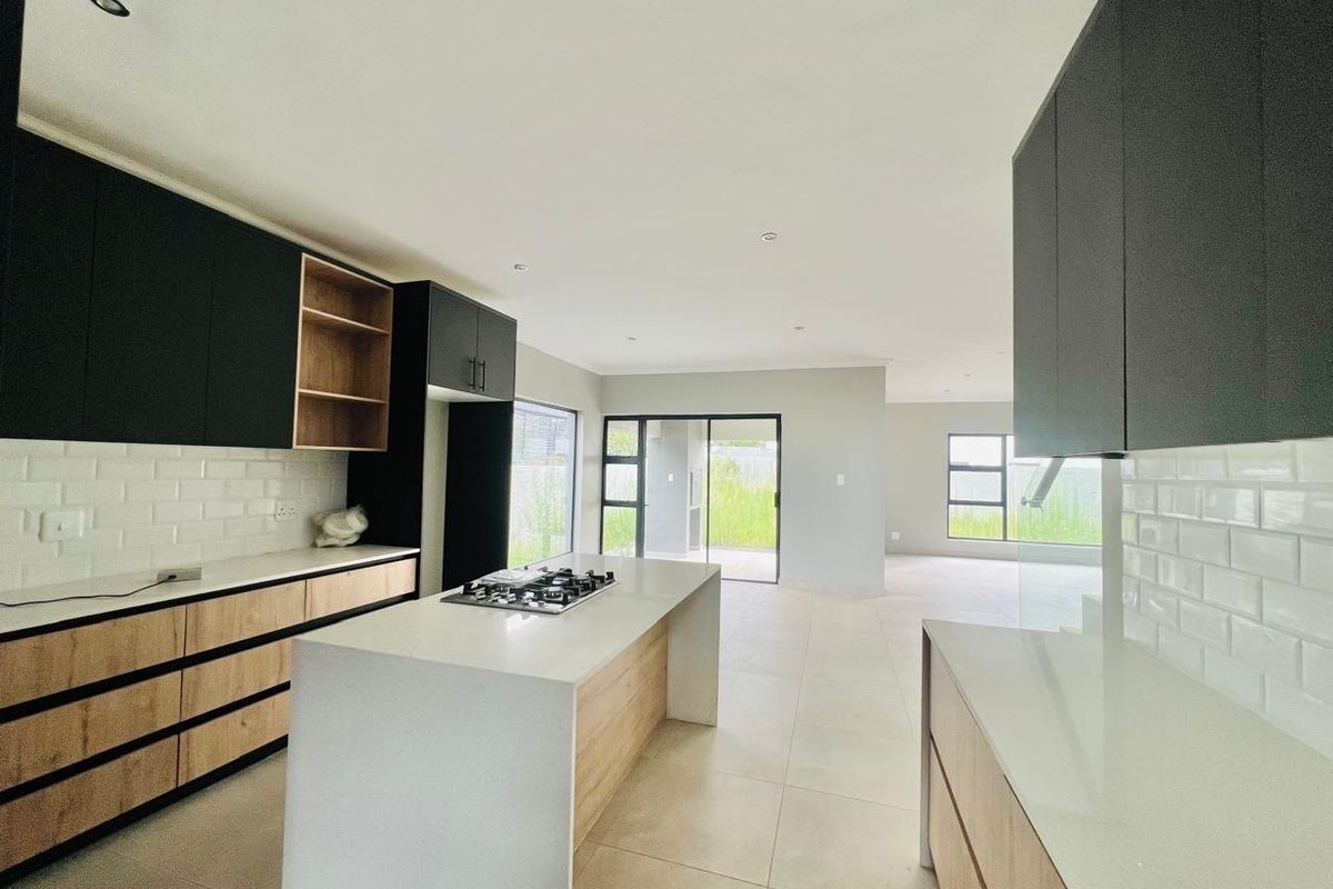 House for sale in Roodepark Eco Estate, Pretoria - Photo 3