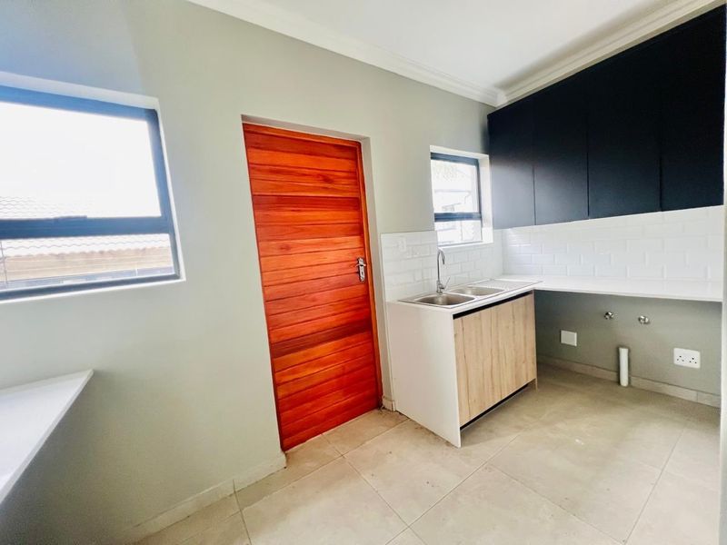 House for sale in Roodepark Eco Estate, Pretoria - Photo 7
