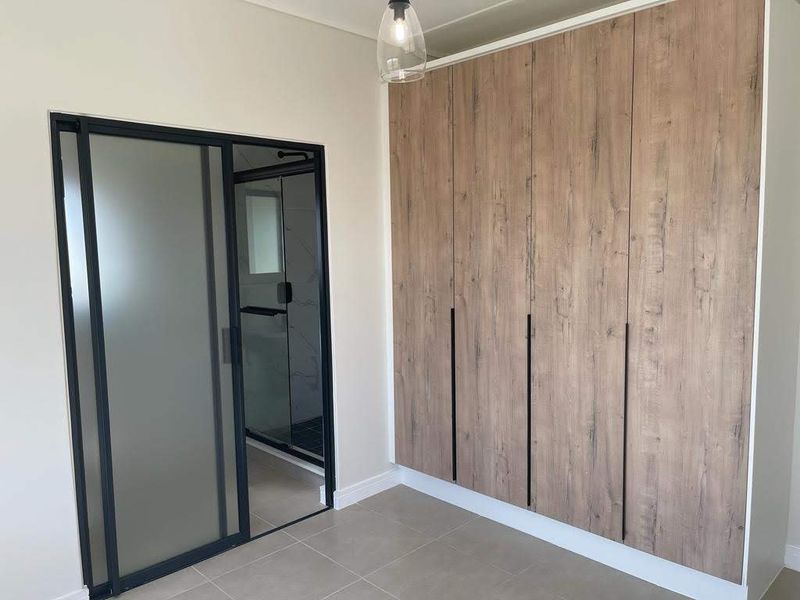 Luxury Apartment in Lifestyle Estate For Sale in Atlantic Hills, Milnerton - Photo 6