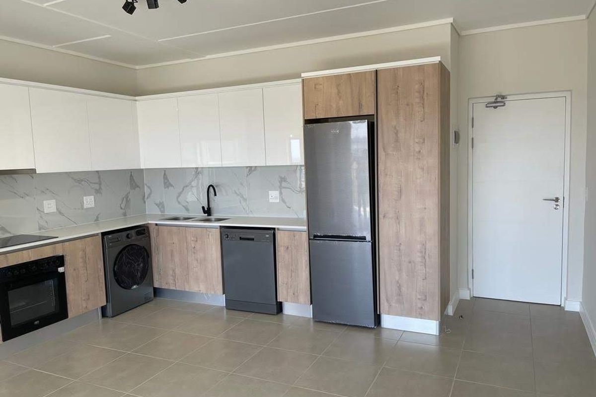 Luxury Apartment in Lifestyle Estate For Sale in Atlantic Hills, Milnerton - Photo 3