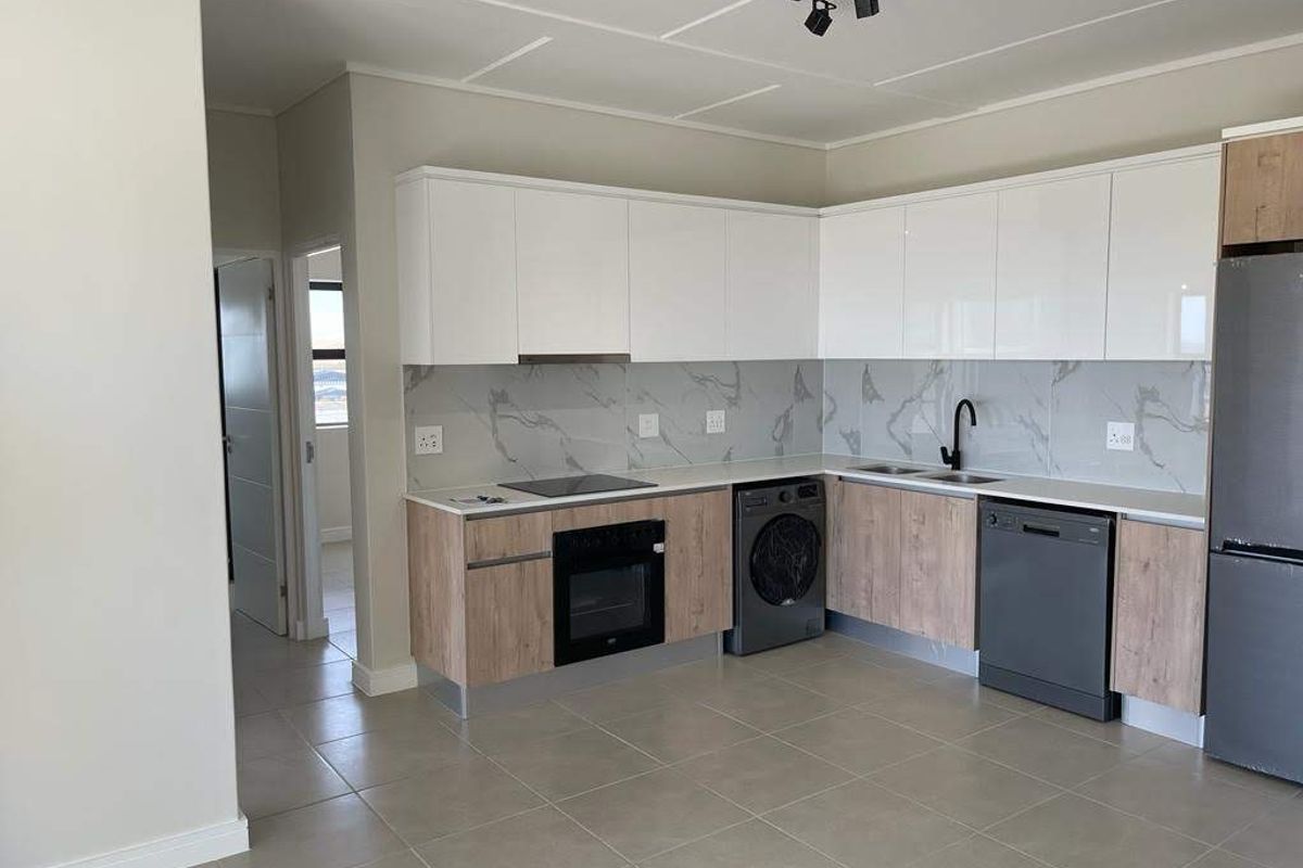 Luxury Apartment in Lifestyle Estate For Sale in Atlantic Hills, Milnerton - Photo 4