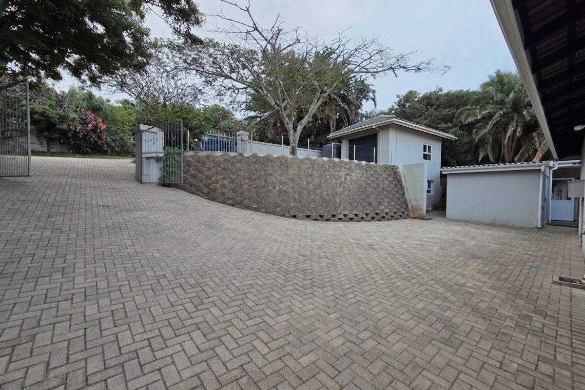 Versatile Home with Breaker Sea Views - Photo 2