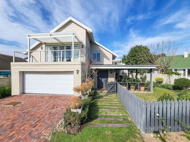 Rent till November 2026, a beautiful furnished spacious 5 bedroom house on Leisure Island. - Photo 8
