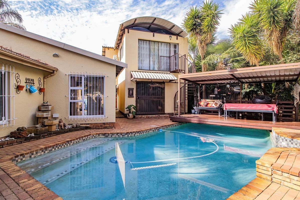 House For Sale in Van Riebeeck Park, Kempton Park - Photo 4