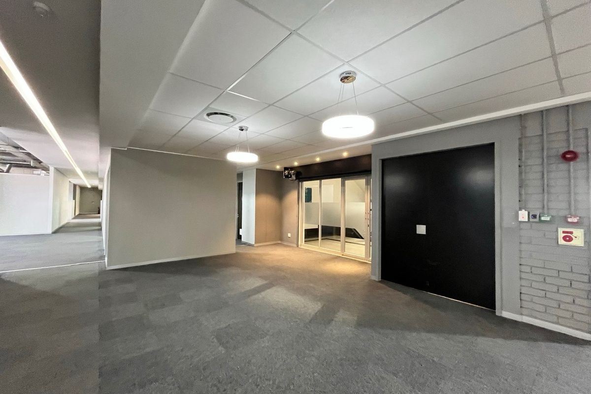 1000m2 Office Space TO LET | Northgate Park - Photo 3