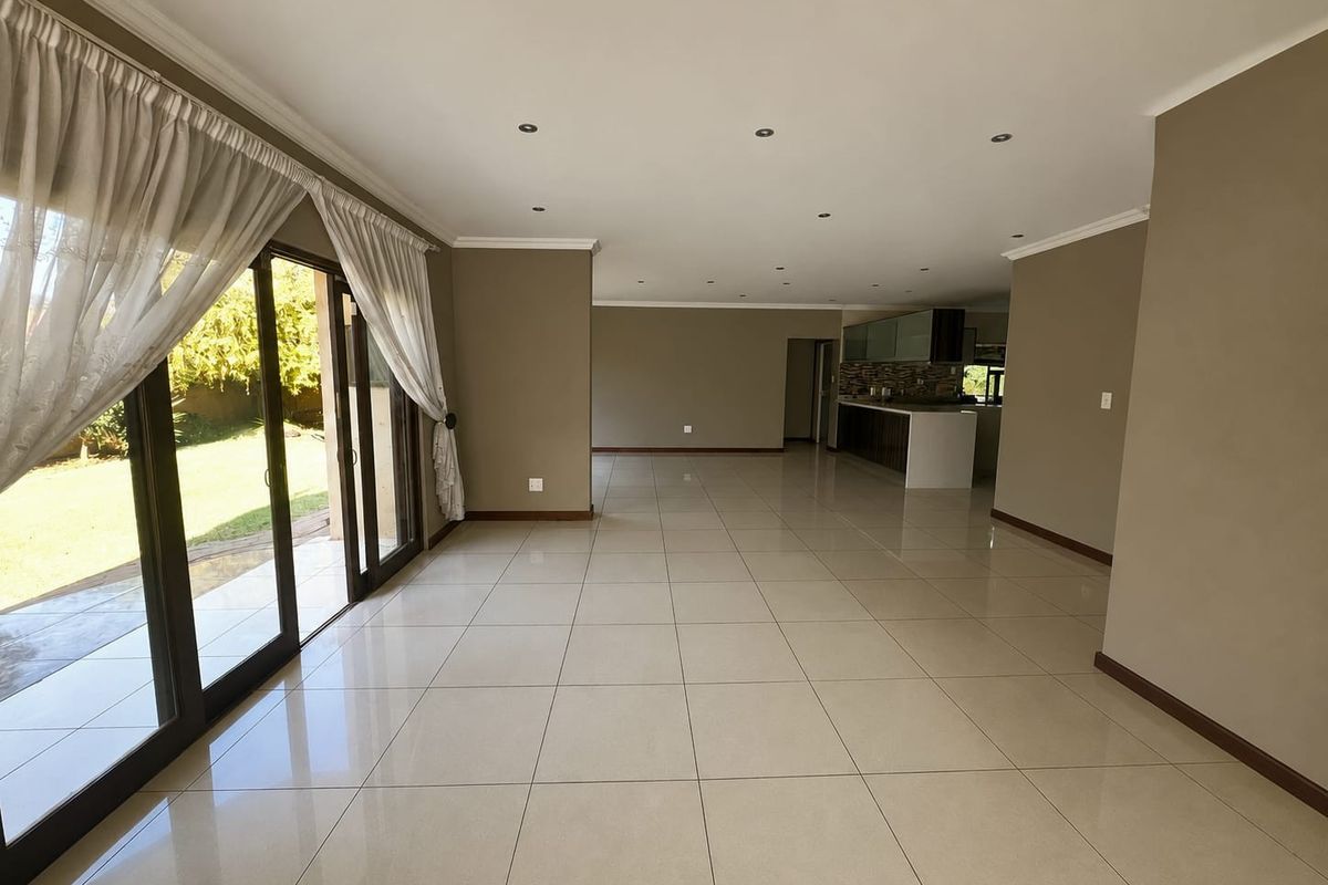 3 Bedroom, House to Rent in Heuwelsig Estate, Centurion - Photo 2