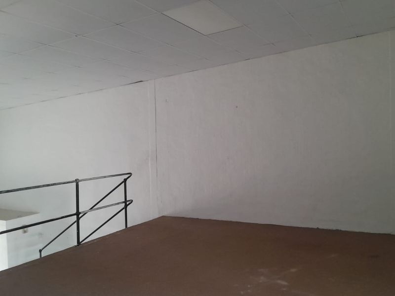 Retail Showroom To Let in Ballito Business Park - Photo 6