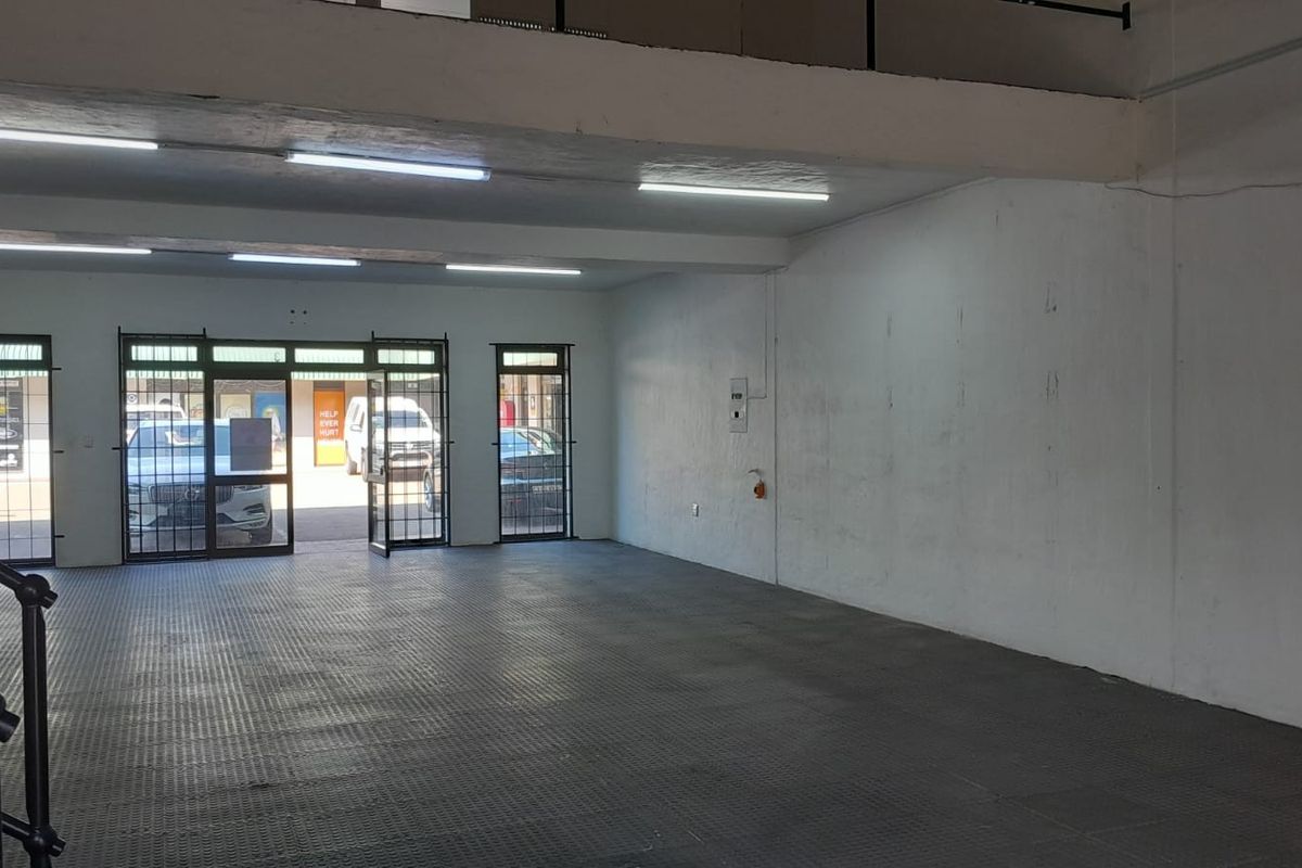 Retail Showroom To Let in Ballito Business Park - Photo 2