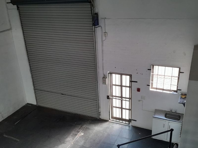 Retail Showroom To Let in Ballito Business Park - Photo 5