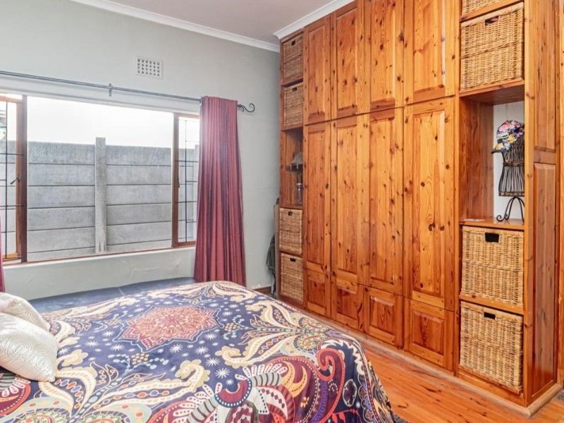 House For Sale in Wellington Central, Wellington - Photo 10