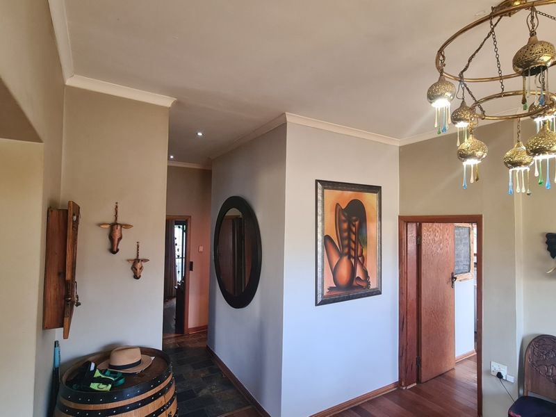 House For Sale in Wellington Central, Wellington - Photo 8