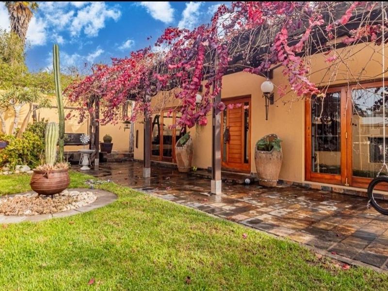 House For Sale in Wellington Central, Wellington - Photo 6