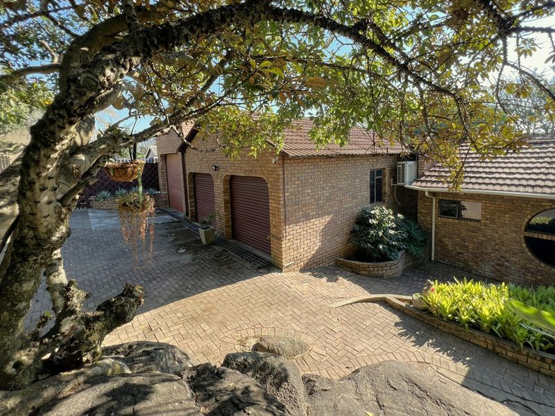 Thoughtfully Renovated Family Home Nestled in a Lush Indigenous Lowveld Garden - Photo 1