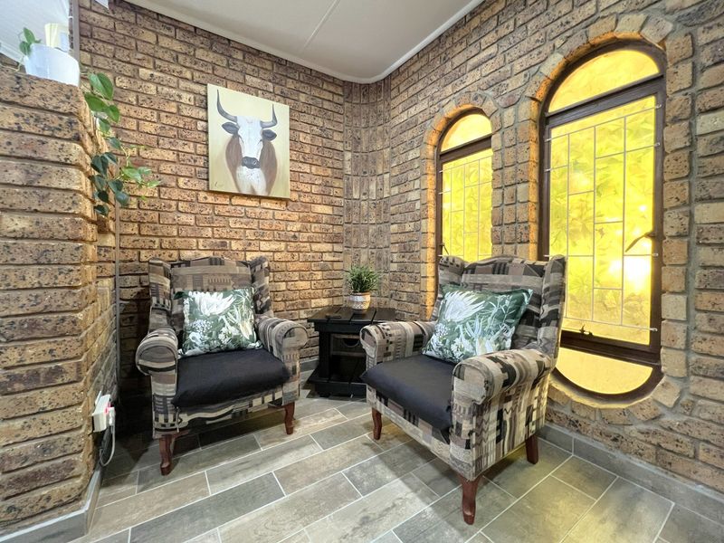 Thoughtfully Renovated Family Home Nestled in a Lush Indigenous Lowveld Garden - Photo 10