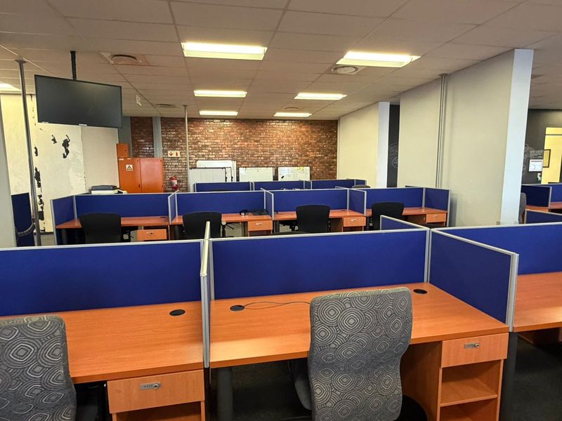 Office To Rent in The Boulevard in Woodstock, Cape Town - Photo 9