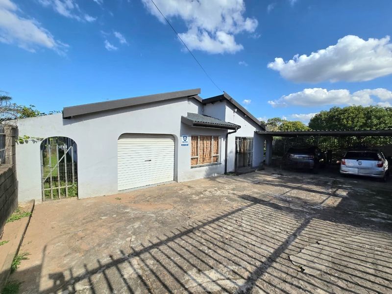 House For Sale in Shallcross, Chatsworth, KwaZulu Natal - Photo 2