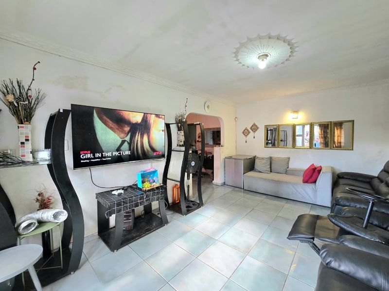 House For Sale in Shallcross, Chatsworth, KwaZulu Natal - Photo 4