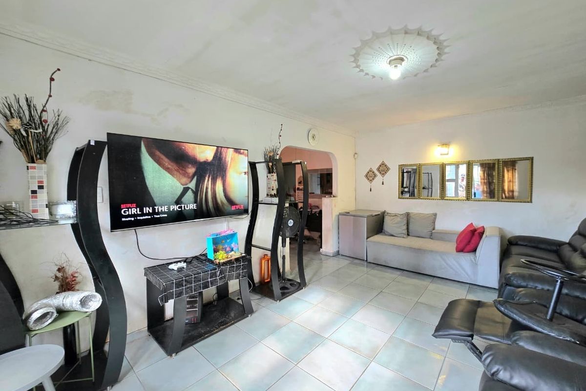 House For Sale in Shallcross, Chatsworth, KwaZulu Natal - Photo 4