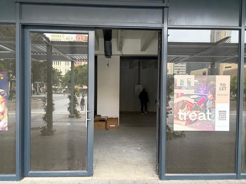 Retail Space To Rent in Cape Town City Centre, Cape Town - Photo 3