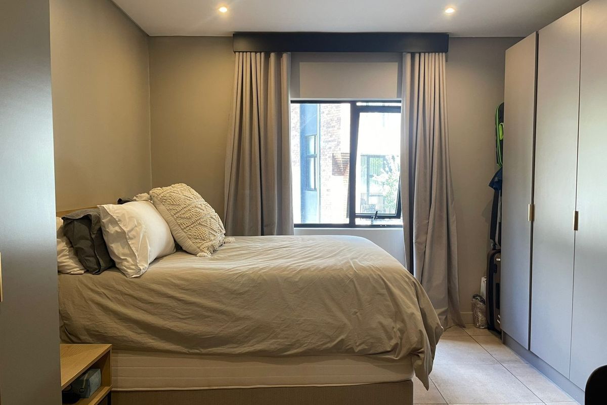 Studio in Black brick Sandton - Photo 4