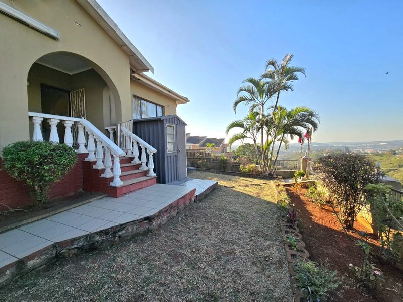 House For Sale in Clare Hills, Durban, KwaZulu Natal - Photo 1