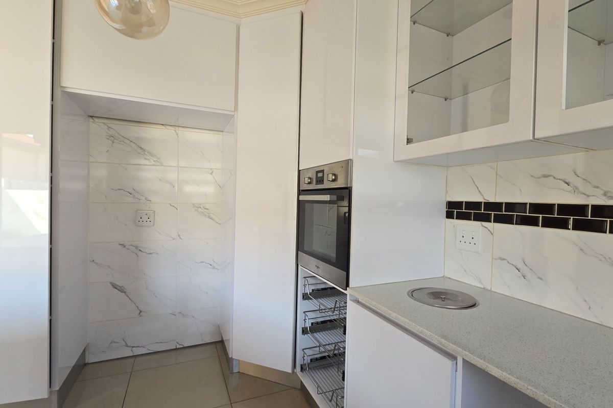Exceptional Space, Endless Potential and Fantastic Entertainment Living - Photo 3