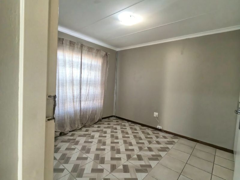 House For Sale in Middelburg Nazaret Sam Rose Valley - Photo 8