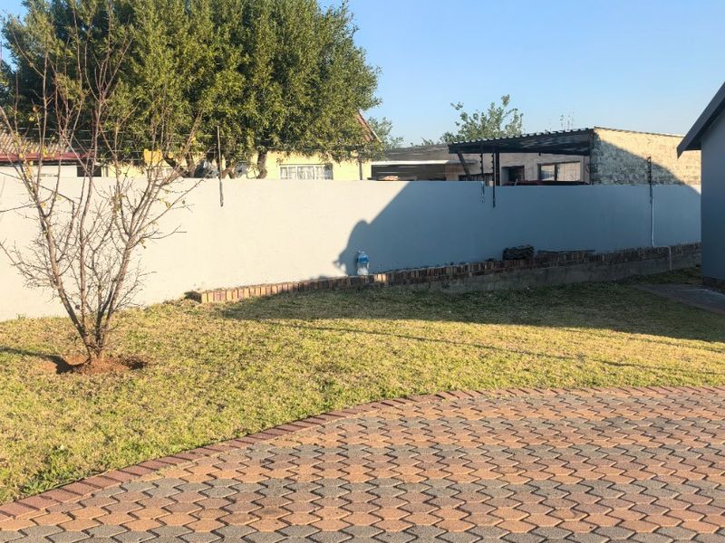 House For Sale in Middelburg Nazaret Sam Rose Valley - Photo 5