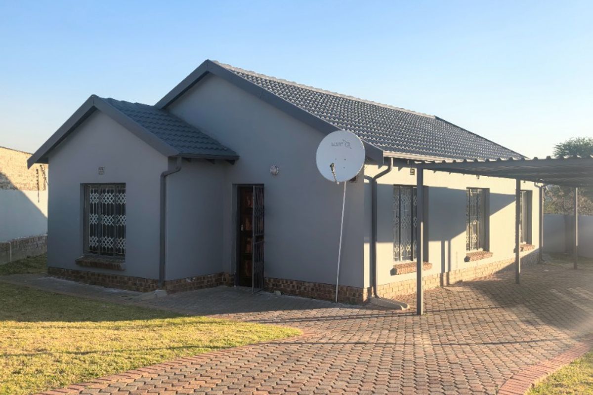 House For Sale in Middelburg Nazaret Sam Rose Valley - Photo 3