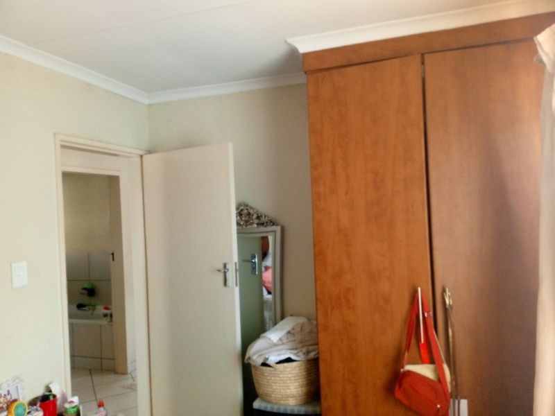 House To Rent in Nellmapius, Pretoria - Photo 8