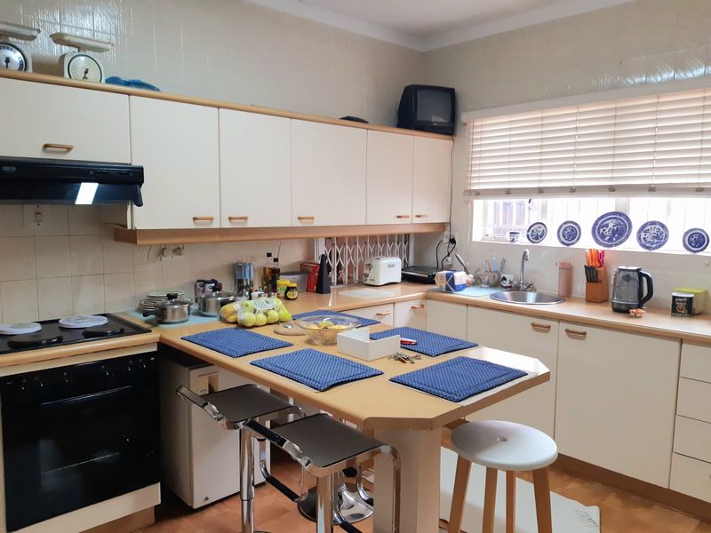 House For Sale in Johannesburg - Photo 8
