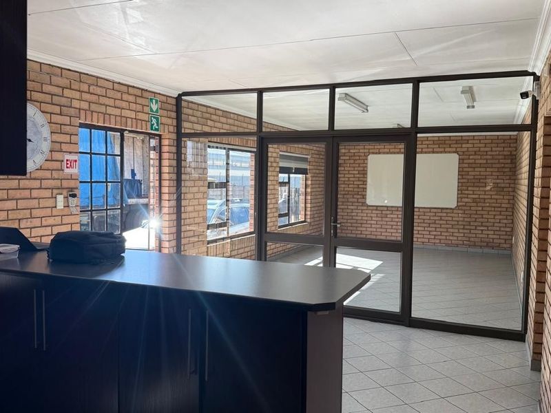 Commercial Property To Rent in Vaalbank, Middelburg - Photo 3