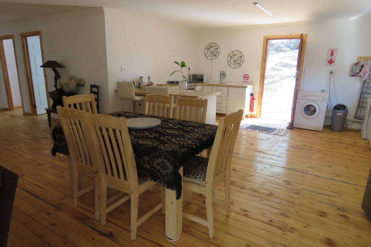 Log Home For Sale in Kranspoort Middelburg - Photo 5