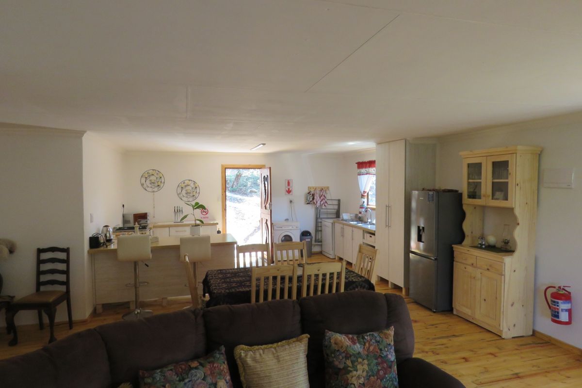 Log Home For Sale in Kranspoort Middelburg - Photo 2