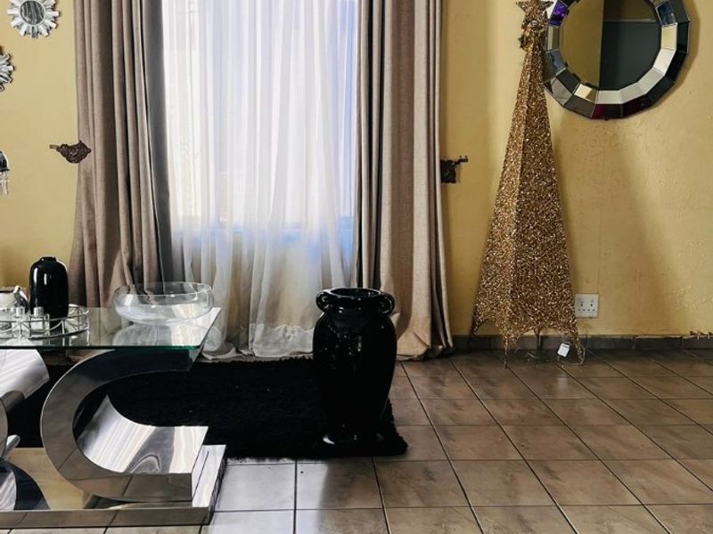 House For Sale in Blancheville, Witbank - Photo 10