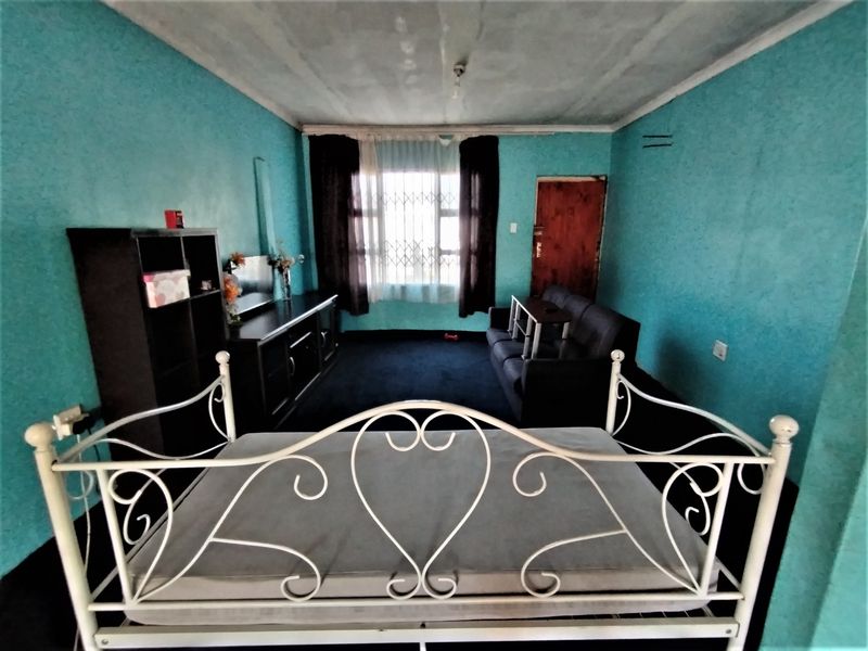 House For Sale in Esikhawini, KwaZulu Natal - Photo 3
