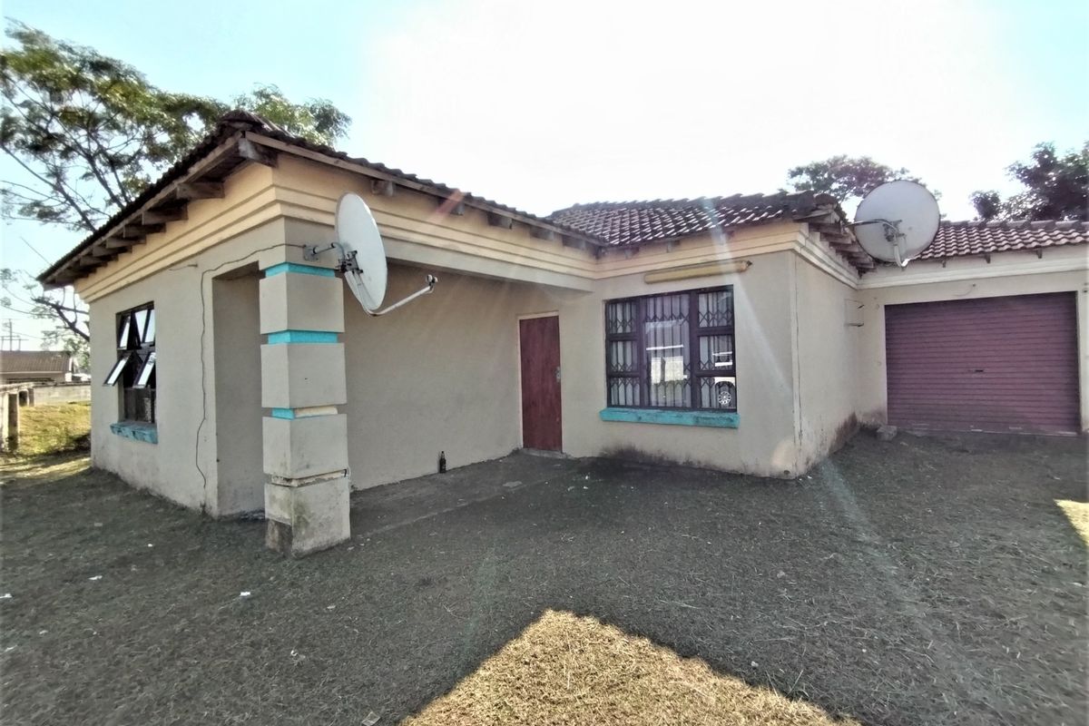 House For Sale in Esikhawini, KwaZulu Natal - Photo 2