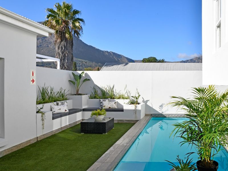 Turnkey Boutique Apartment Portfolio in a Prime Franschhoek Location - Photo 2