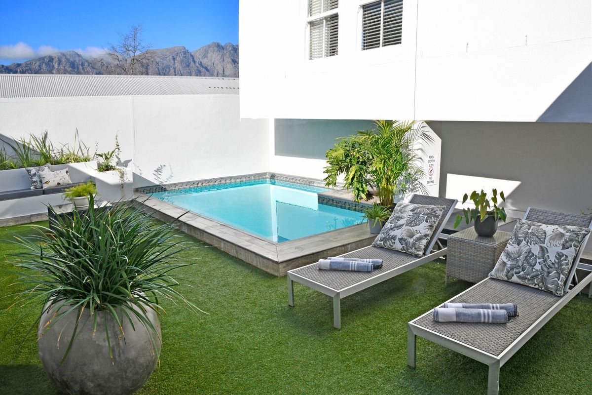 Turnkey Boutique Apartment Portfolio in a Prime Franschhoek Location - Photo 3