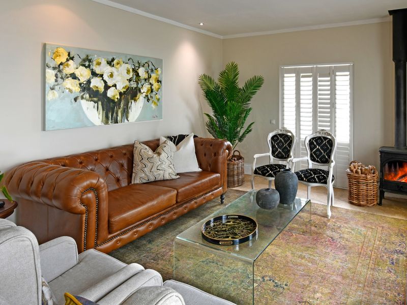 Turnkey Boutique Apartment Portfolio in a Prime Franschhoek Location - Photo 7