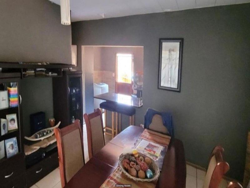 House For Sale in Birch Acres, Kempton Park - Photo 7