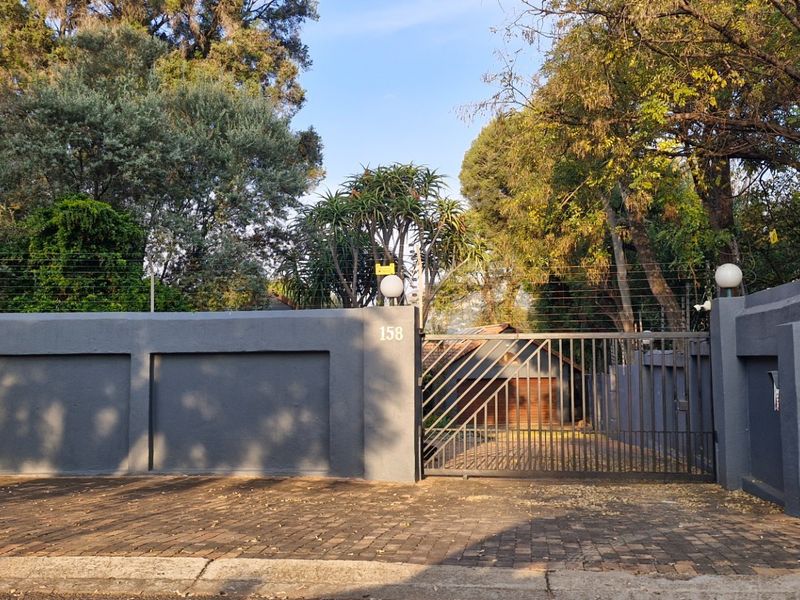 Fantastic Fairland Opportunity Large Family Home on Pre-Hammer Sale - Photo 1