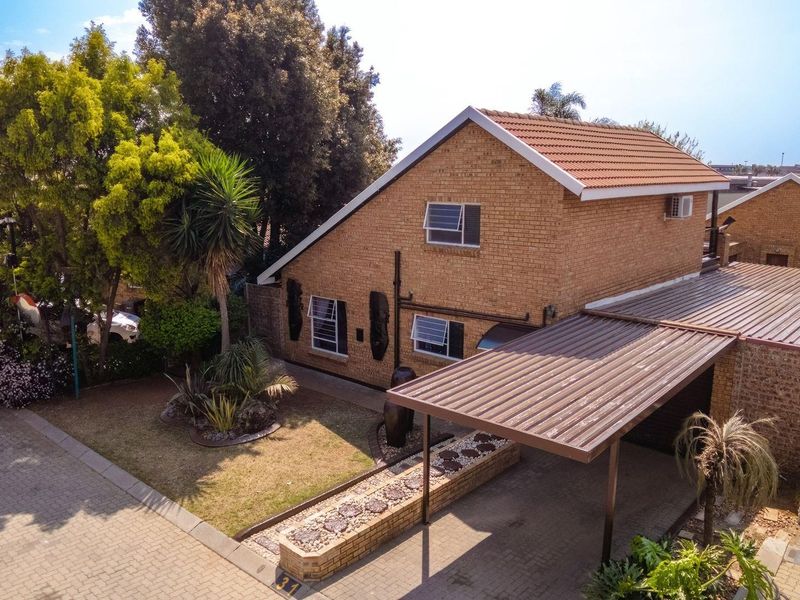 House For Sale in Bonaero Park, Kempton Park - Photo 1