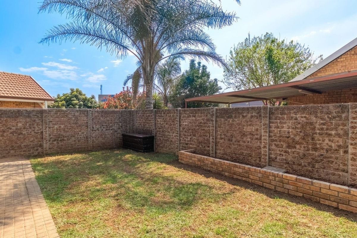 House For Sale in Bonaero Park, Kempton Park - Photo 4