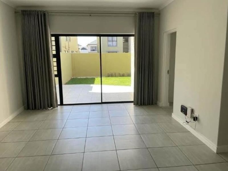 2 bed 2bath to rent in Waterfall ,Midrand - Photo 8